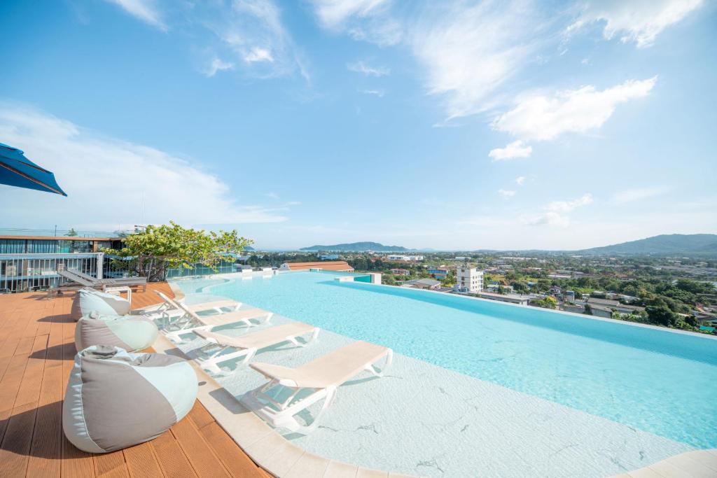 The Blue Hotel phuket logo